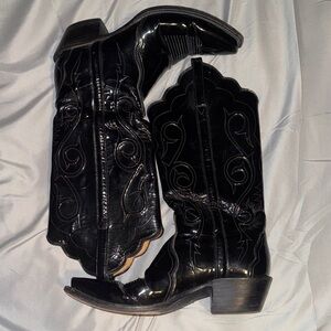 Lucchese Womens “Nicole” Boots